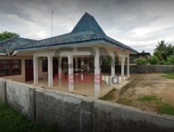 Polemik Dugaan Penyimpangan Proyek Desa Dan Anggaran BUMDes Di Desa Meddelan kian meruncing.